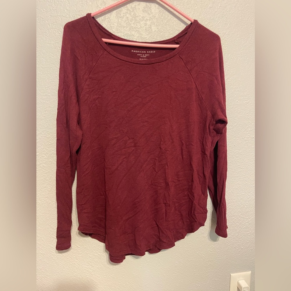 American eagle burgundy long sleeve
